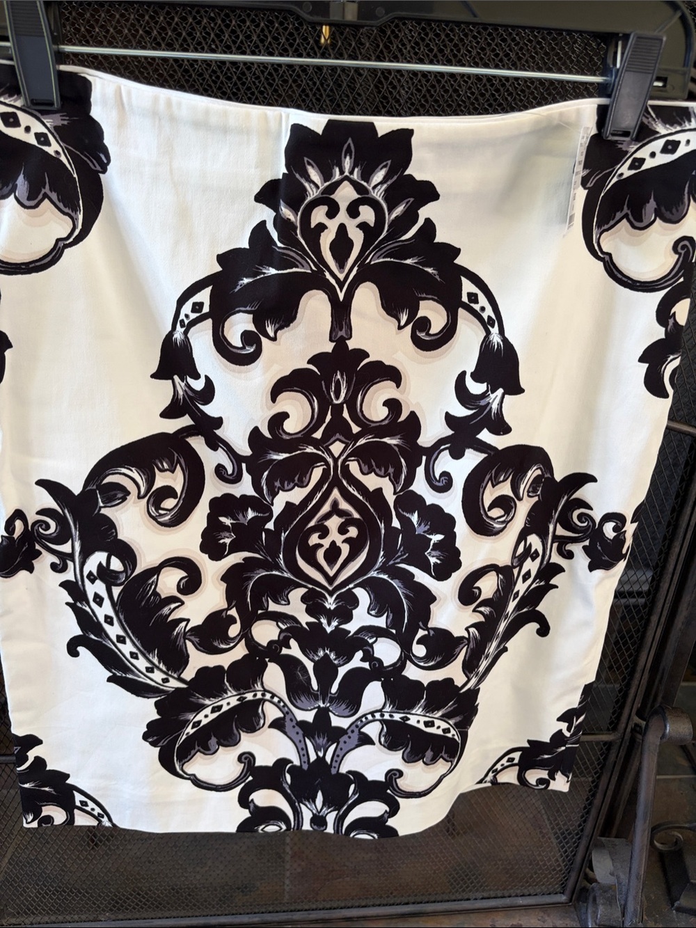White House Black Market Black and White Damask Pencil skirt